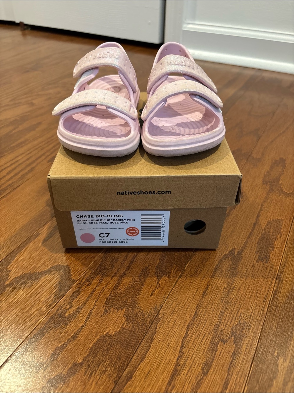 Native Kids Chase Bio-Bling Sandals in Light Pink